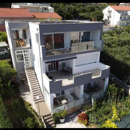 טרוגיר Apartments Anaivana מראה חיצוני תמונה