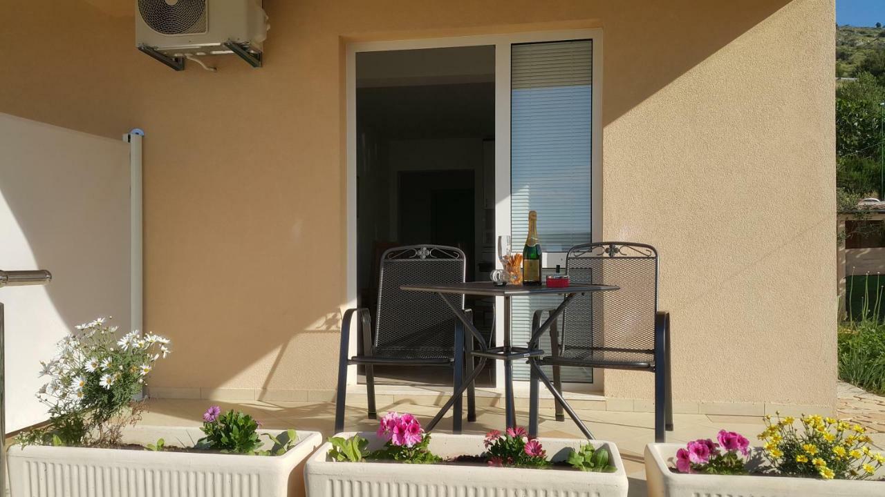 טרוגיר Apartments Anaivana מראה חיצוני תמונה