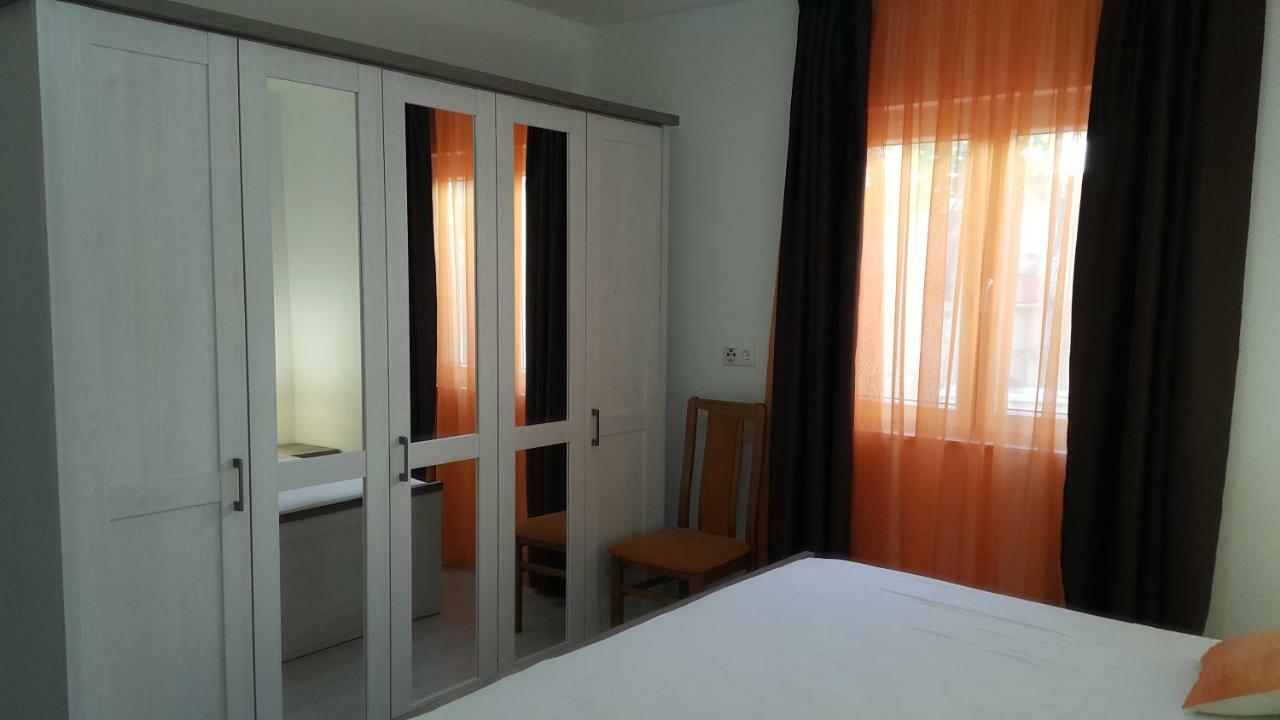 טרוגיר Apartments Anaivana מראה חיצוני תמונה