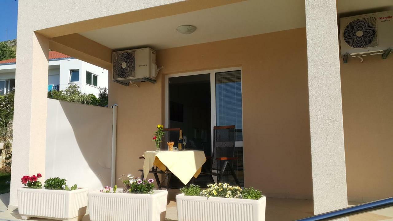 טרוגיר Apartments Anaivana מראה חיצוני תמונה