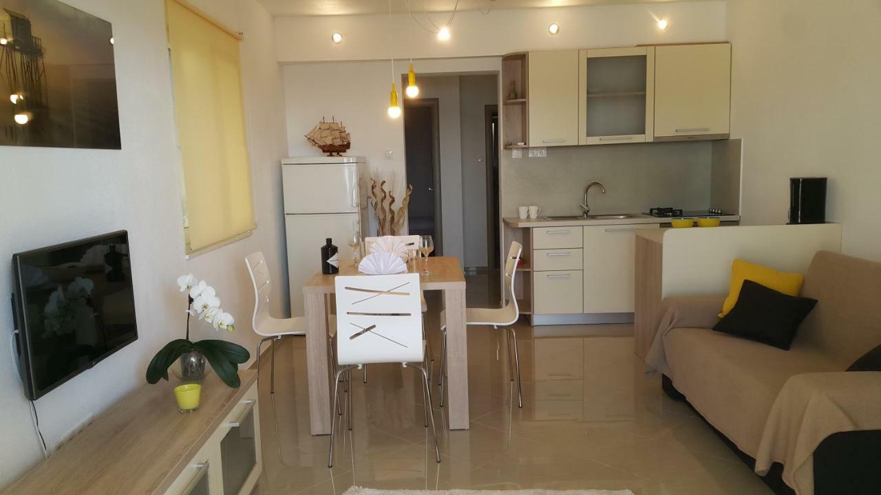 טרוגיר Apartments Anaivana מראה חיצוני תמונה
